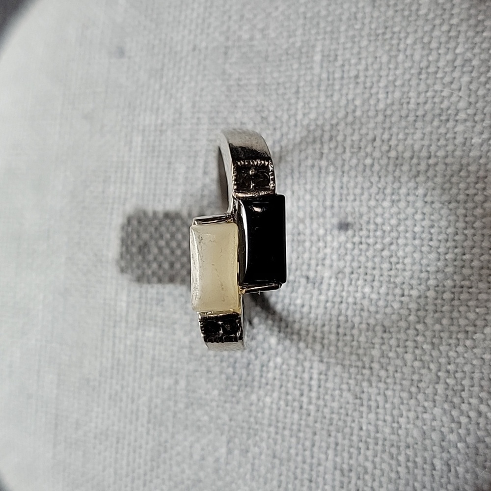 Silvertone Ring with Black and White Stones